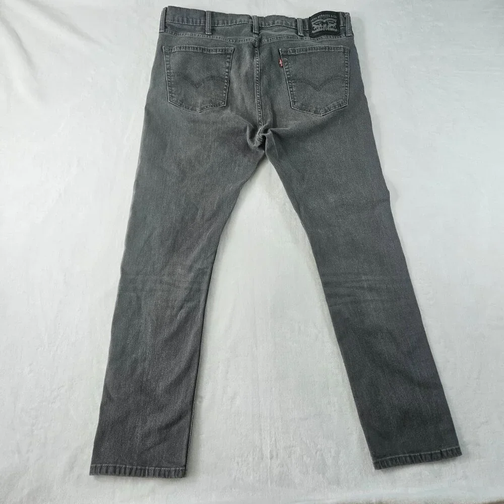 Levi's Men's Jeans Size W38 X L32 Gray Straight Leg WPL 423 CA00342 - Picture 2 of 12